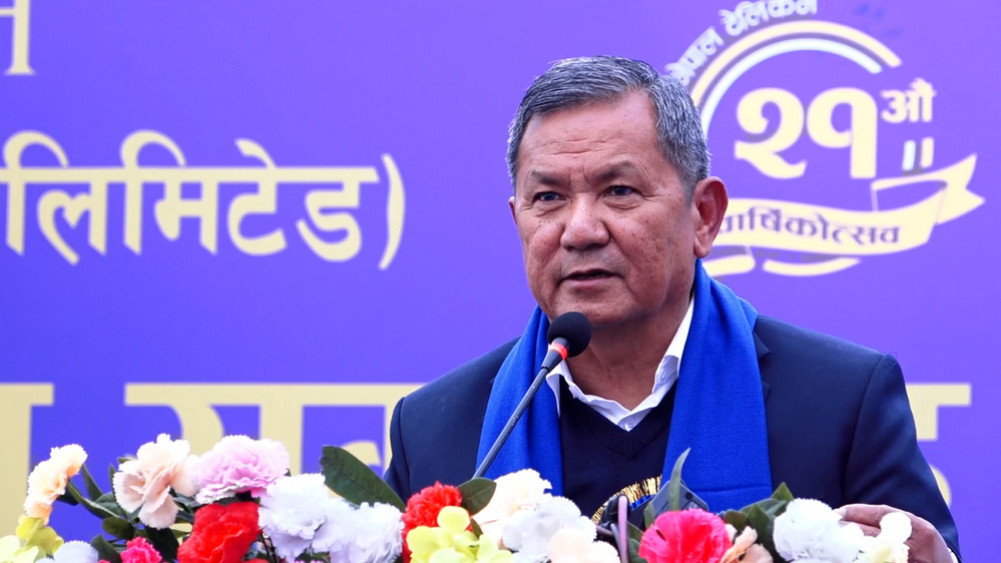 फेसबुक/इन्स्टाग्रामलगायतका सामाजिक सञ्जाल दर्ता नभए प्रतिबन्ध लगाउँछौँ : सञ्चारमन्त्री गुरुङ