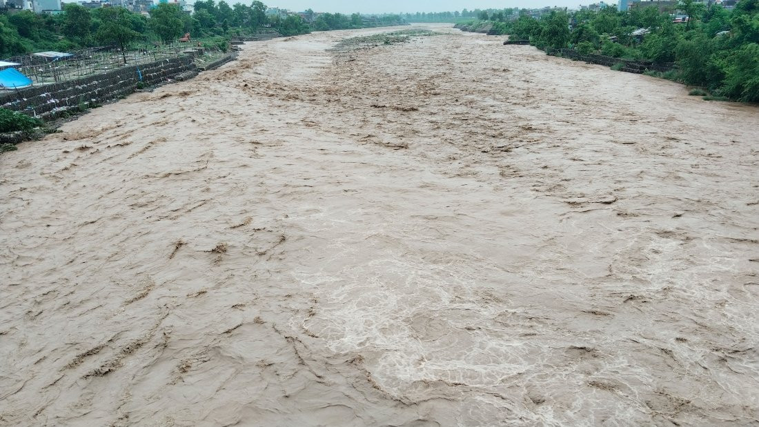 आज यी नदीहरुमा बाढीको जोखिम, सतर्क रहन आग्रह