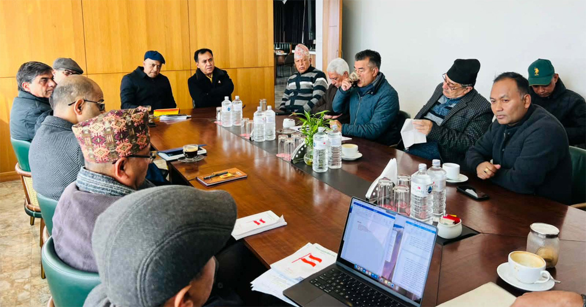 विशेष महाधिवेशनको माग बेवारिसे हुन नदिने गगन–विश्वको अडान कानुनविदसँग परामर्शपछि विधान बाध्यकारी रहेको निष्कर्ष