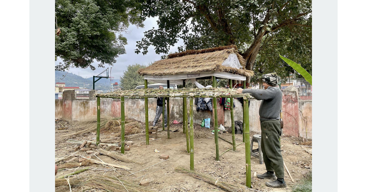 आदिवासी जनजाति महोत्सवः तीन जातिका नमुना घर निर्माण