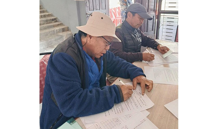 महावीर पुनले गरे म्याग्दीबाट उम्मेदवारी दर्ता