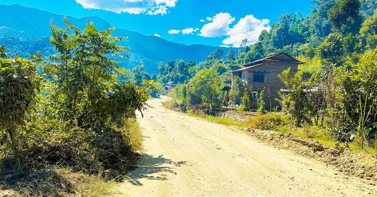 रणनीतिक सडक निर्माणले गति लिन नसक्दा स्थानीय मारमा