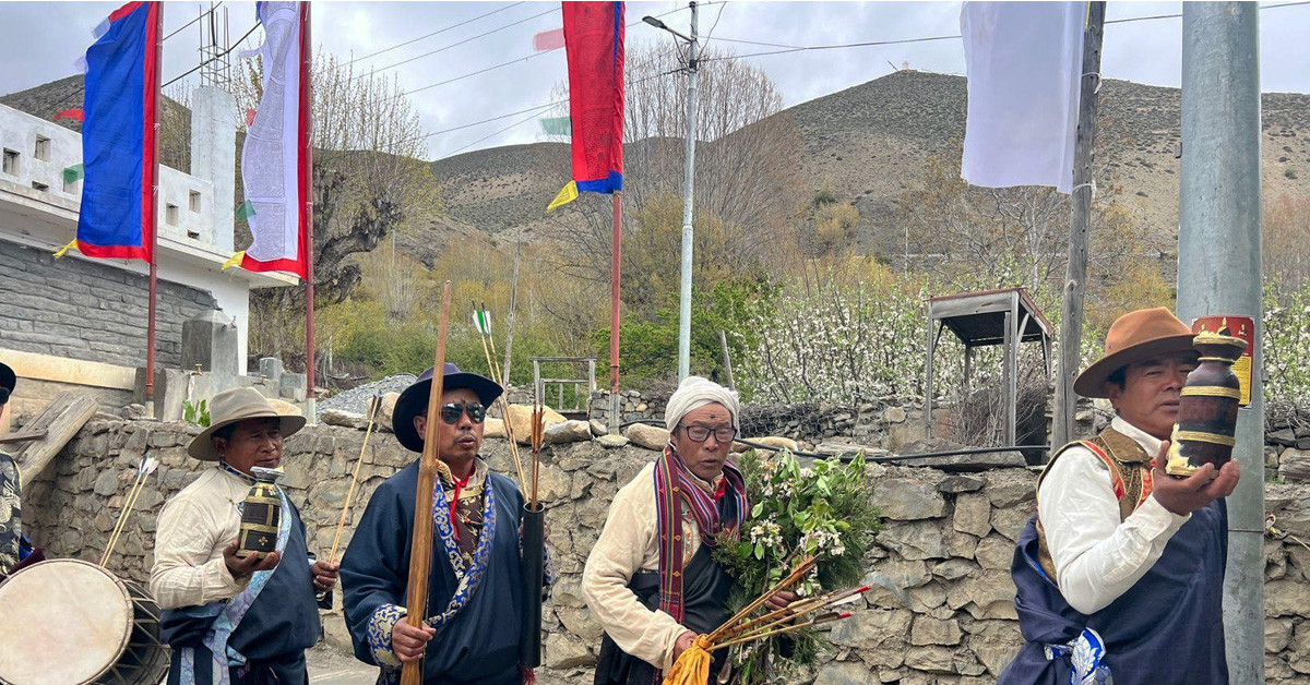 खिङ्गामा ‘धछ्याङ’ पर्वको रौनक