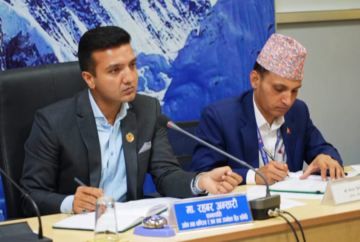 घर-घरका ग्यास सिलिन्डरको डिजिटल रेकर्ड बनाउन संसदीय समितिको आग्रह